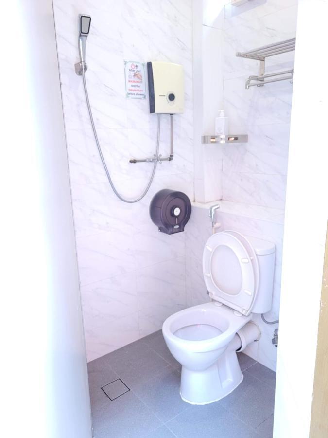 Capsulehotel Wink At Upper Cross Street Singapore