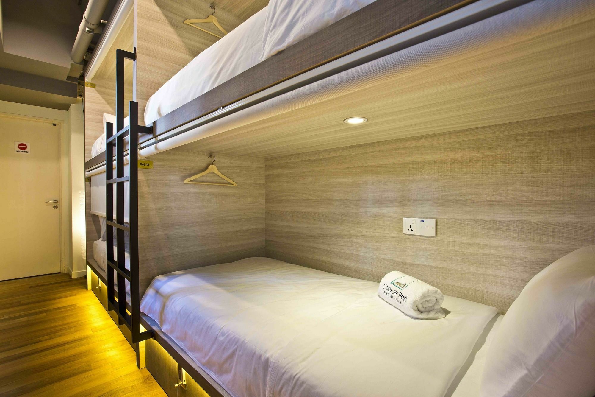 Hotel kapsul Wink At Upper Cross Street 2*